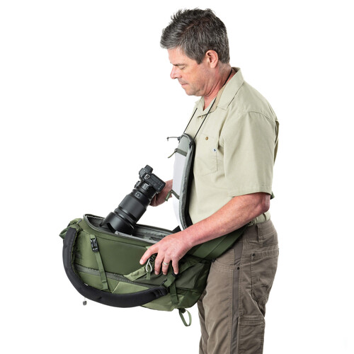 ThinkTank BackLight® 18L Kamera Sırt Çantası — Montane Green
