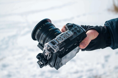 Thypoch Simera-C 16mm T1.9 Full Frame Cine Lens (Sony E)