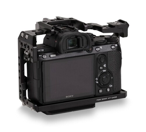 Tilta TA-T17-FCC-G Sony A7 / A7 II / A7 III / A7S / A7S II / A7R / A7R II / A7R III / A7R IV / A9 İçin Kamera Kafesi