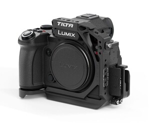 Tilta TA-T50-HCC-B Panasonic S5 II/IIX için Yarım Kamera Kafesi - Thumbnail