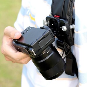 Ulanzi Claw Clip Quick Release Omuz Askısı Çanta Klipsi 2684 - Thumbnail