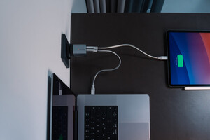 Verbatim 35W GaN Hızlı Şarj Cihazı 2 Portlu (1x USB-C PD 35W + 1x USB-A QC 3.0) - Thumbnail